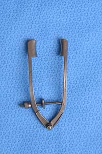 Lancaster Eye Speculum 3.25"